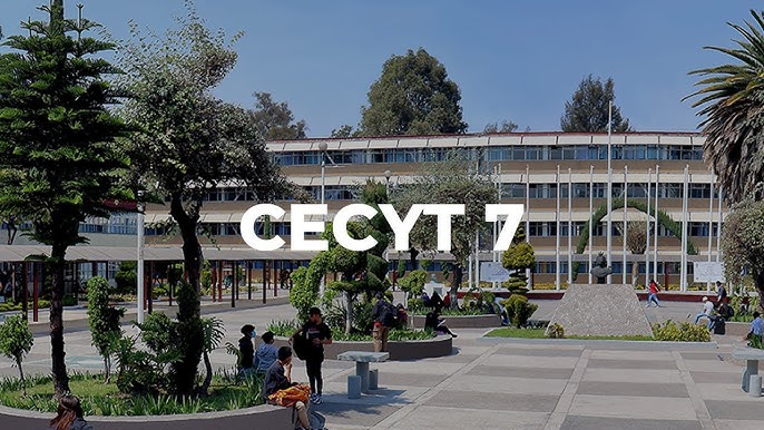 Estudiantes éxitosos Cecyt 7 IPN