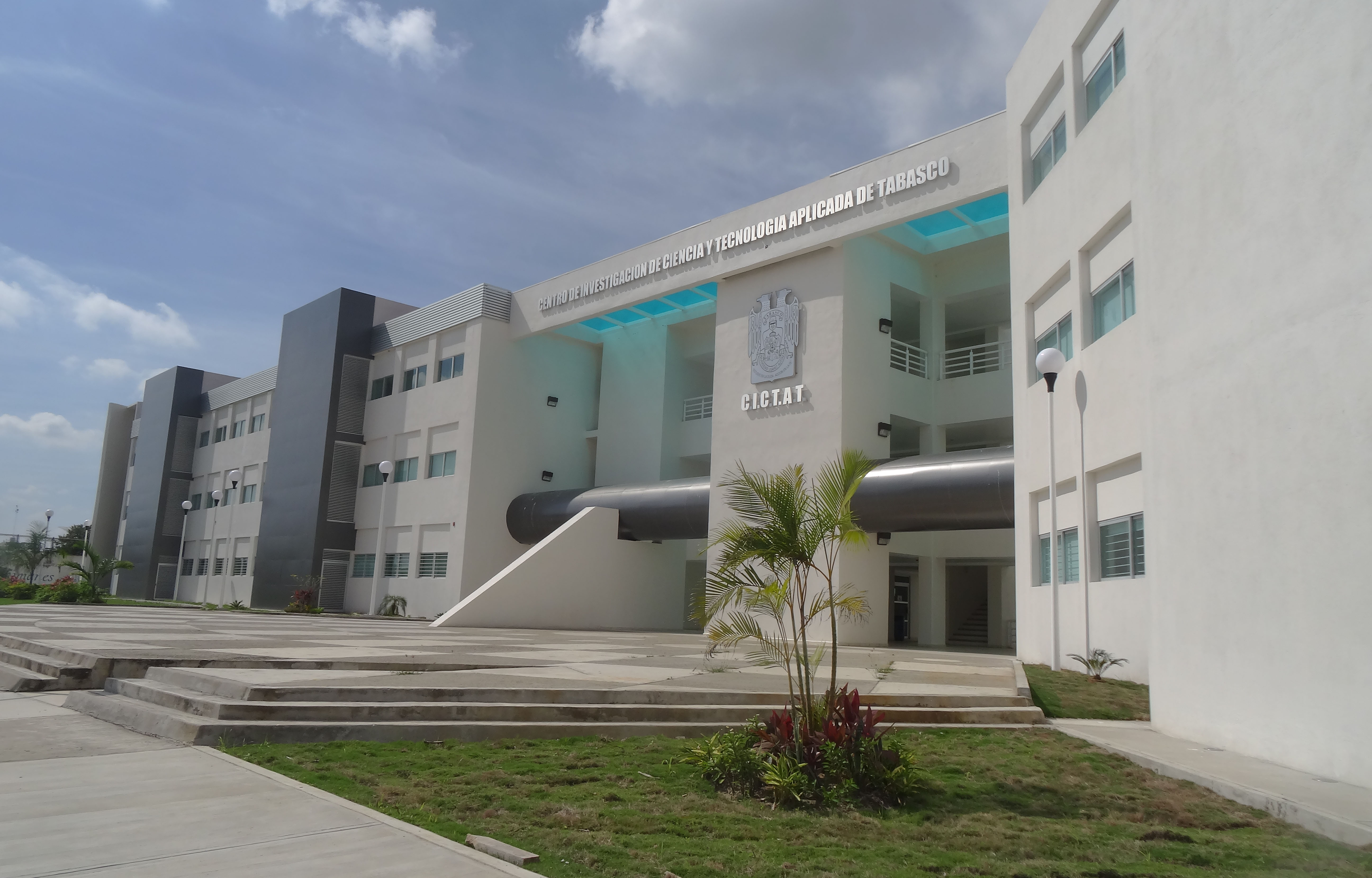 Estudiantes éxitosos UJAT Posgrado